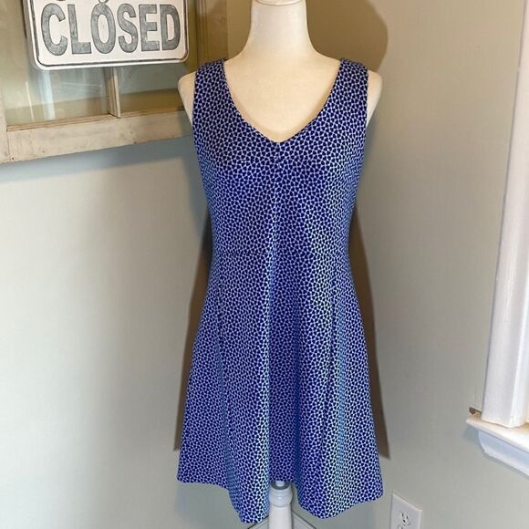 𝅺TYLER Boe Geometric Heart Sheath Dress - Picture 1 of 8